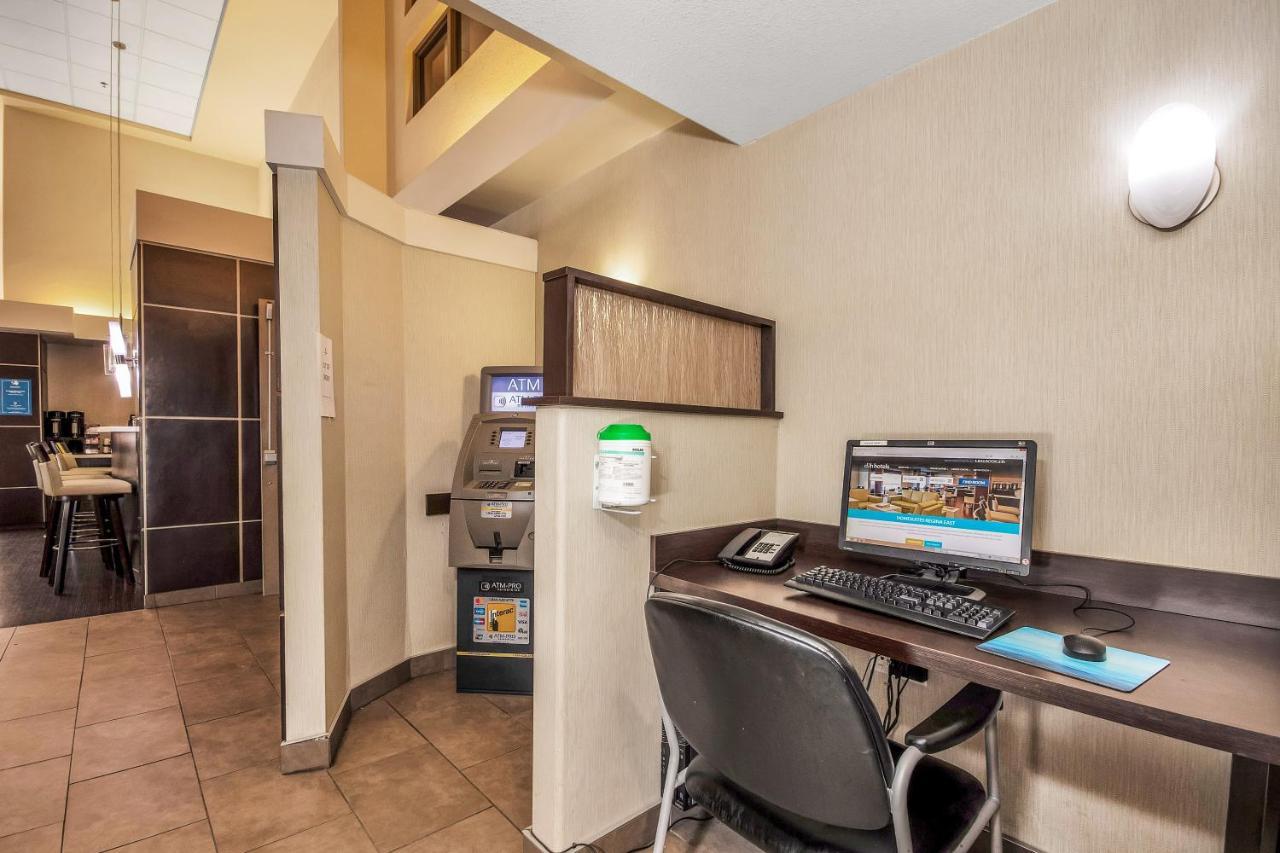 Homesuites By D3H Regina Esterno foto
